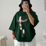 تیشرت باکسی چهره زنانه